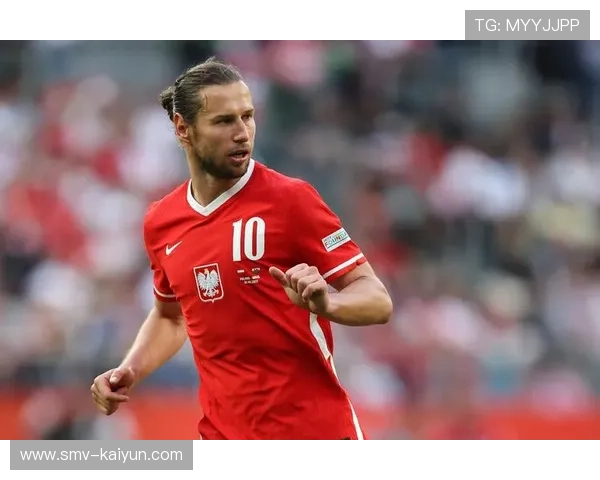 雷恩波兰国脚希曼斯基被视为洛塞尔索潜在替代者